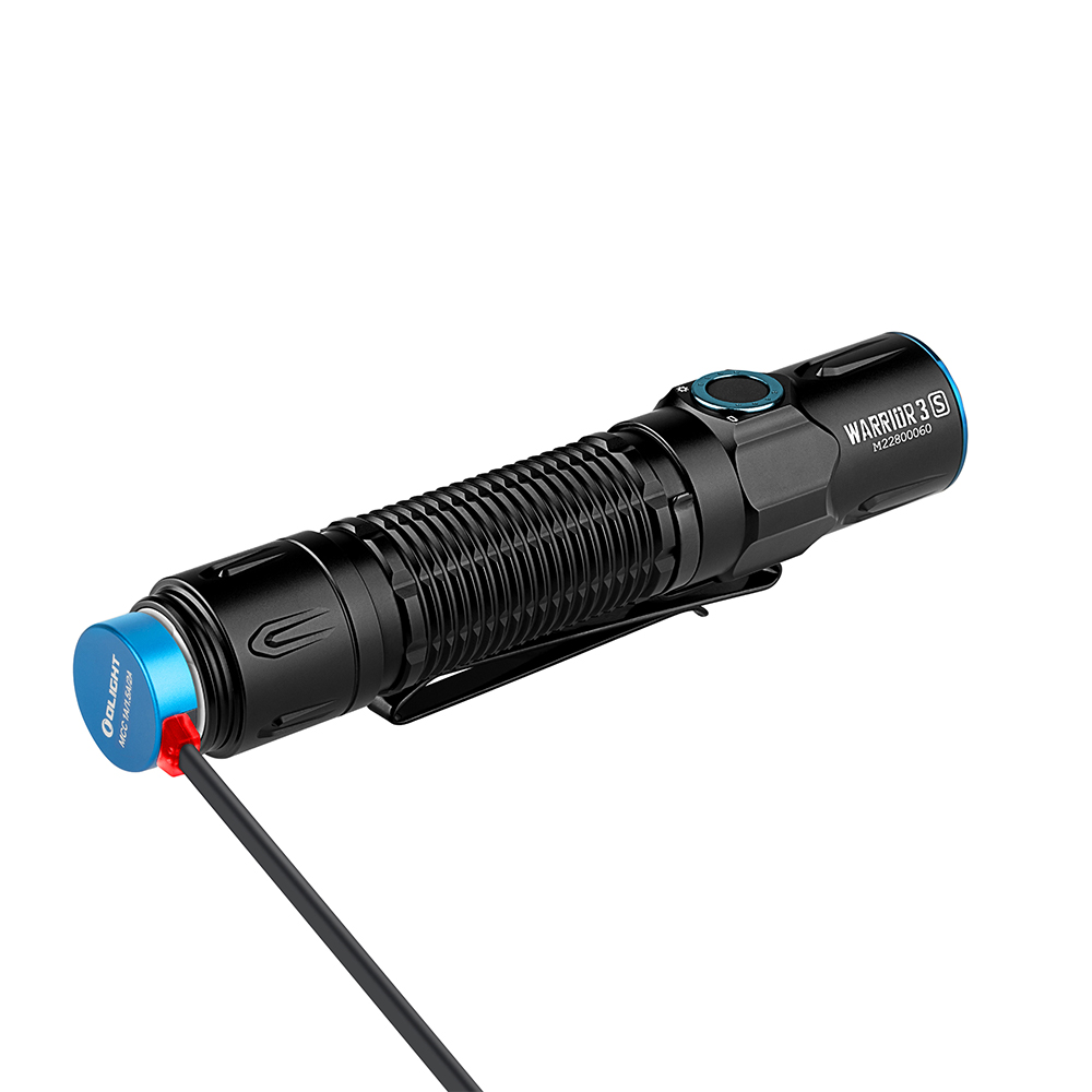 Olight Warrior 3S – taktische Dual-Switch-Lampe 2.300 Lumen (8)